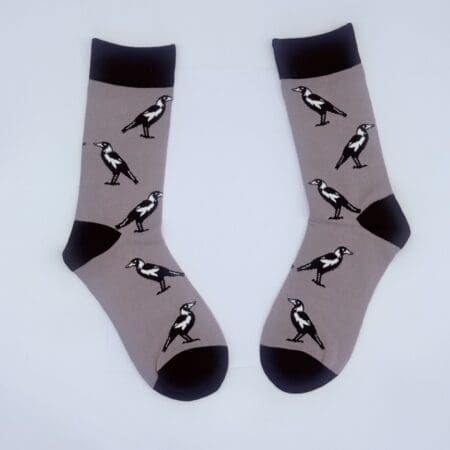MAGPIE GREY